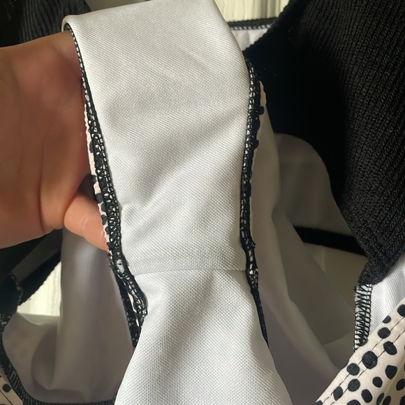 Never worn Women’s one piece swim suit - Picture 7 of 8